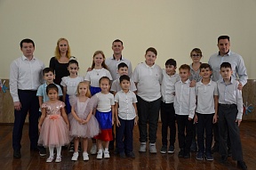 On the Children's Concert on the Occasion of the Defender of the Fatherland Day